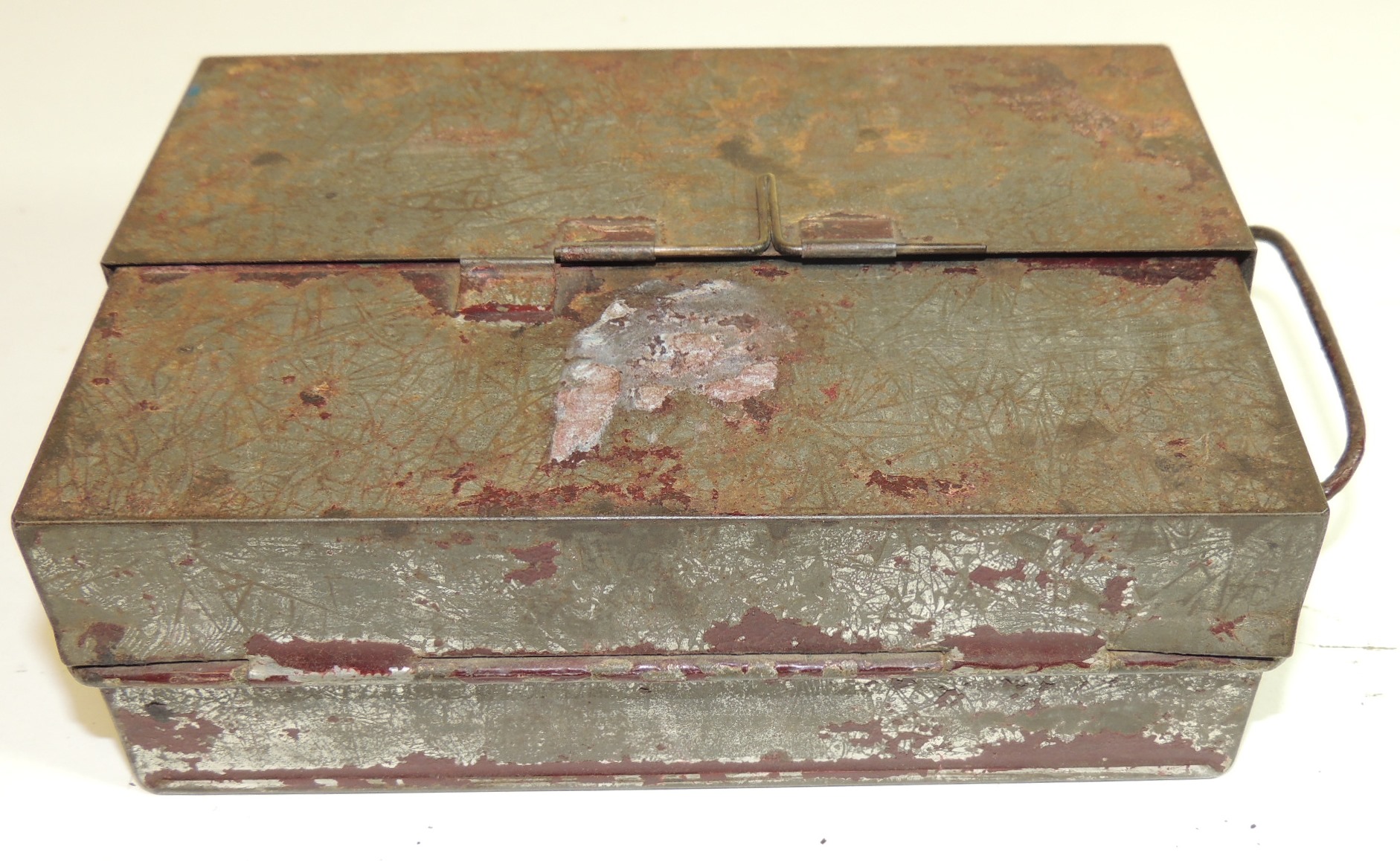 A WWI period medical tin with many original contents including