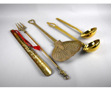 A Collection of Various Brass to include Pair of Ladles, Skimmer, Shoe Horn and Toasting Fork 