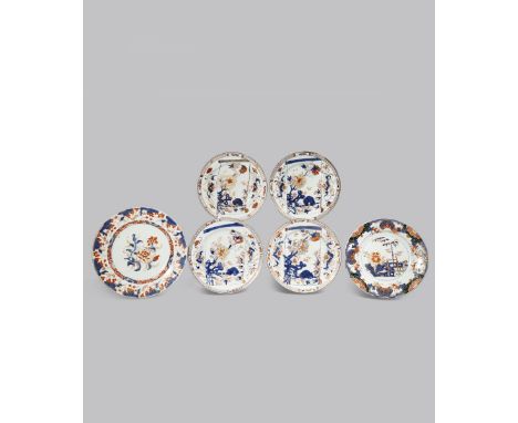 SIX CHINESE IMARI PLATES KANGXI 1662-1722 Painted with peony branches, bamboo and rockwork, with details picked out in gilt, 