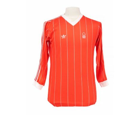 Nottingham Forest: A Nottingham Forest, early 1980s long-sleeved home shirt, Size Mens, no sponsor, with Number 8 to reverse.