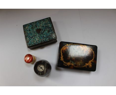 Assorted trinket boxes including mosaic metal box, lacquered box, small gilt metal box, and marble table top compass (4) 