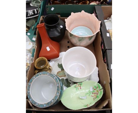 Assorted 20th Century ceramic pieces including Carlton Ware and Spode