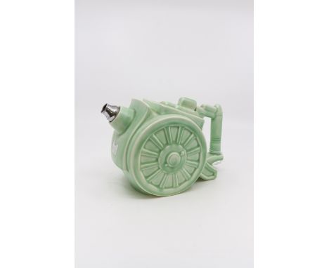 Green Canon teapot (1930's)