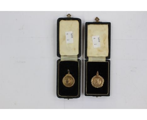 Fishing Interest: A cased 9ct gold fishing medal, '1957 A. Price Memorial Contest, 2nd R. Taylor G.E.C. 5Lbs 5Ozs, Presented 