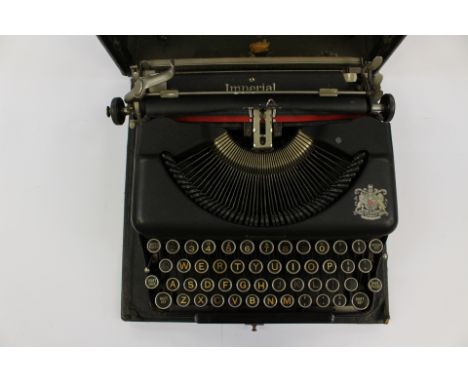 A vintage cased typewriter 
