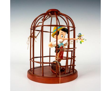 This figurine was the Animators' Choice for the Collector's Society for 2000. This charming piece displays Pinocchio and Jimi