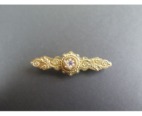 15ct Seed Pearl and Sapphire Bar Brooch weight 2.3 grams