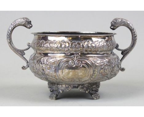 Beautiful Irish Silver 19th century sucrier, hallmarked Dublin 1850 by William Law