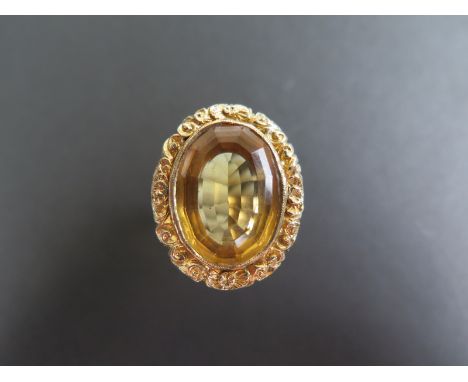 9ct Ring set with large Citrine size P weight 14.3 grams