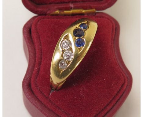18ct Sapphire and Diamond Ladies Ring size Q weight 3.5 grams