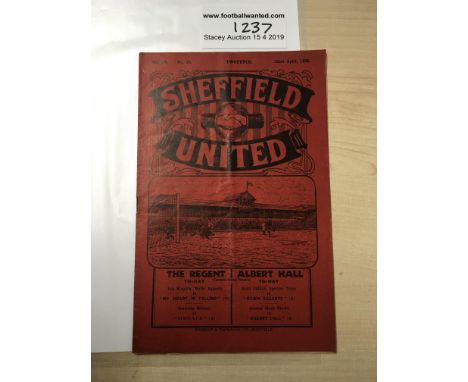 1934/35 Sheffield United v Fulham Football Programme: Very good condition with no team changes. Pencilled half times inside a