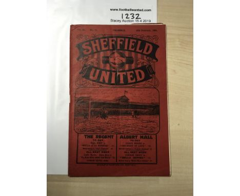 1934/35 Sheffield United v Port Vale Football Programme: Excellent condition with no team changes. Slightly rusting staple ho