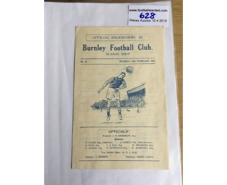 46/47 Burnley v Tottenham Football Programme: Very good condition with no team changes. Midweek 4 pager has neat scores insid