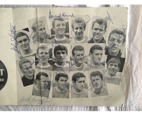 64/65 Manchester United Fully Signed Championship Menu: Stunning item owned by the toastmaster of this Banquet. The front whi