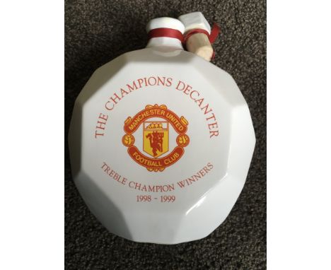 Manchester United Treble Season Whisky: Rare decorative bottle with Man Utd crest and season with Treble Champion Winners to 