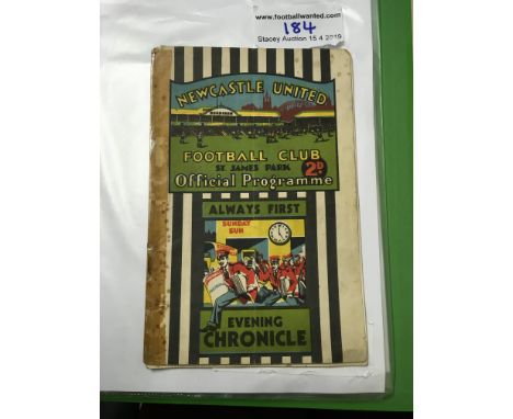 31/32 Newcastle United v Everton Colour Football Programme: Dated 4 5 1932 just 10 days after winning the FA Cup. To add to t