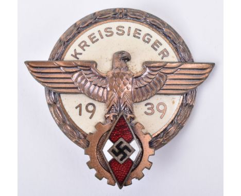 Third Reich Hitler Youth Kreissieger 1939 Award Badge, bronze and enamel example with HJ emblem in cog wheel. Reverse with pi
