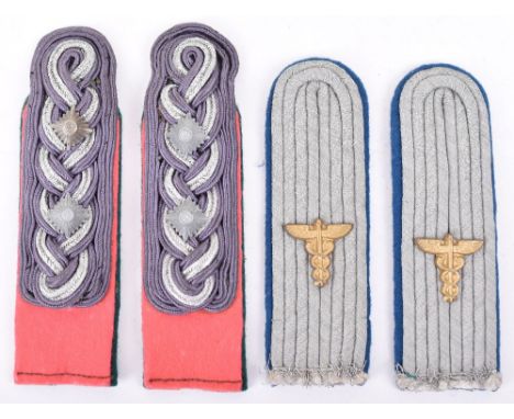 Pair of WW2 German Army Medical Officers Tunic Shoulder Boards, fine matched pair of blue underlay officers boards with gilt 
