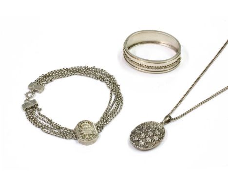 A small quantity of Victorian silver jewellery, to include a five row belcher link choker necklace with slide pendant, an ova