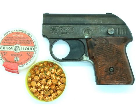 Record 6mm blank firing pistol with blanks. P&amp;P Group 2 (£18+VAT for the first lot and £3+VAT for subsequent lots) 