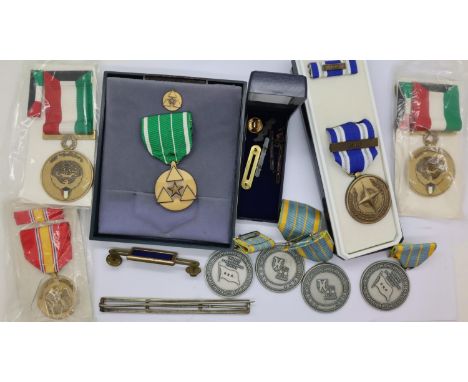 Mixed American Military medals, including Kuwait Liberation, ISAF etc. P&amp;P Group 2 (£18+VAT for the first lot and £3+VAT 