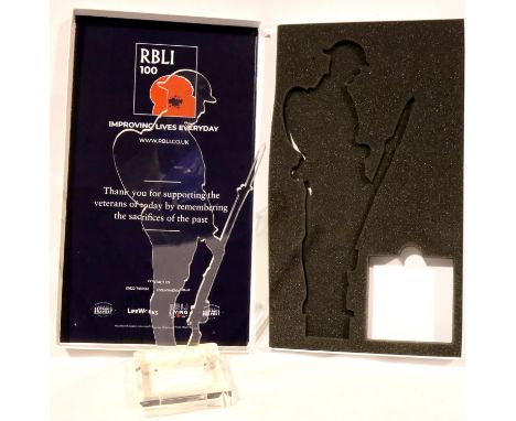 Limited edition boxed RBLI figurine, H: 27 cm. P&amp;P Group 2 (£18+VAT for the first lot and £3+VAT for subsequent lots) 