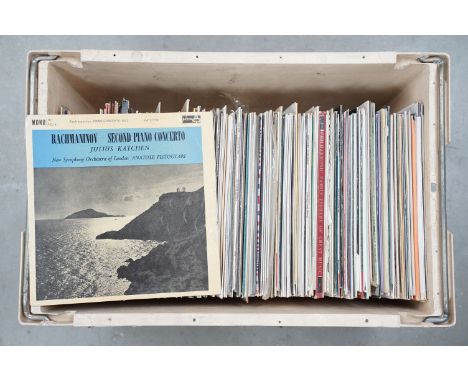 Vinyl - Approx 150 mainly US pressing mainly stereo 1950s / 60s classical records. Vg+ overall with examples in open shrink. 