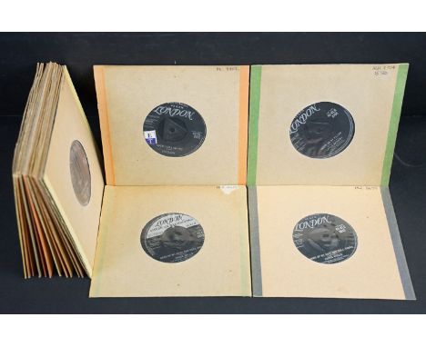 Vinyl - 17 Soul / R&amp;B original UK 1st pressing singles on London Records including 16 tri-label issues to include: Little