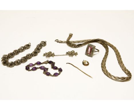 A collection of costume jewellery in a jewellery box, to include a silver amethyst cabochon bracelet, a multi-ring knot brace