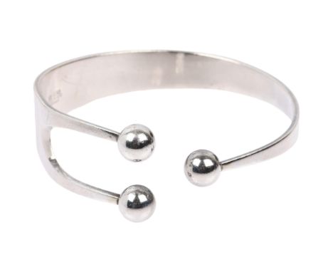 ANNA GRETA EKER - a large Norwegian modernist sterling silver torque bangle, with ball terminals, largest band width 25.9mm, 
