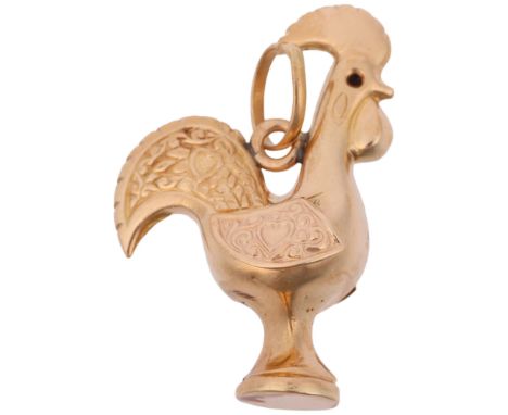 A Portuguese 800 gold figural rooster charm/pendant, 30.2mm, 3.1g Condition Report: A few very light dents to base otherwise 