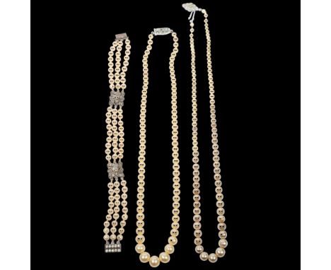 Various pearl jewellery, including Vintage triple-row pearl and paste bracelet, etc (3) Condition Report: Lot sold as seen un