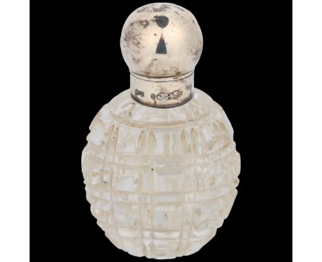 A Victorian silver-mounted glass 'Grenade' pocket scent bottle, Horton &amp; Allday, Chester 1884, 8cm Condition Report: Lack