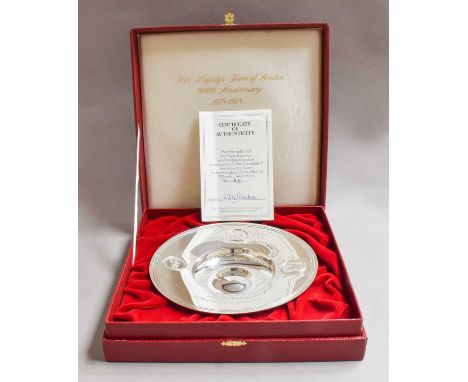 An Elizabeth II Silver Commemorative Dish, by St James House Company, London, 1978, Number 183 of 900, in the form of an arma