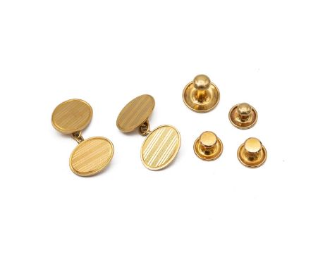 Mens gold accessories, to include a pair of 18ct gold cufflinks and a shirt stud, all hallmarked, weight 12.5 grams. Three sh
