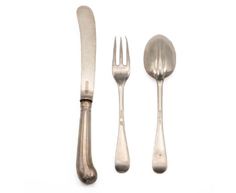 Silver Christening set, comprising knife, spoon with rats tail and a fork. Hallmarked London 1911, maker Vanders &amp; Hedges