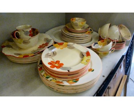 Grays Pottery tableware, decorated with autumnal leaves         OS10