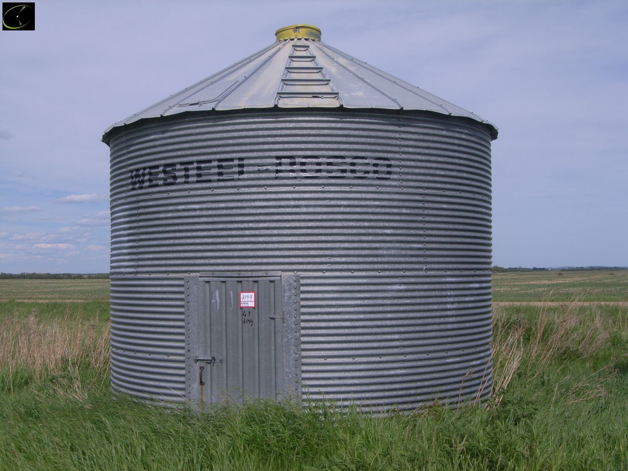 { Choice Of Lots: 2144,2145 } Butler 2700bu Grain Bin, Round Steel Bin 