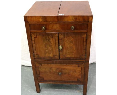 George III walnut commode, bi-fold hinged top opens to reveal wash-bowl recess and other recesses. Lacking wash bowl, with cu
