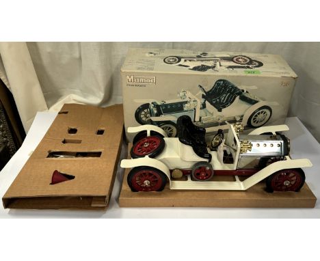 A Mamod SA1 Roadster model steam car classic toy. Boxed, stamped 1981 Oct. Toy first introduced by Mamod, design by Steve Mal