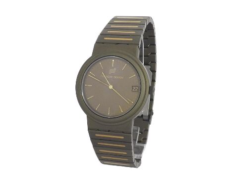 International Watch Co (IWC) Porsche Design titanium bracelet watch, ref. 3307, serial no. 2317484, C.2250 7 jewel movement, 