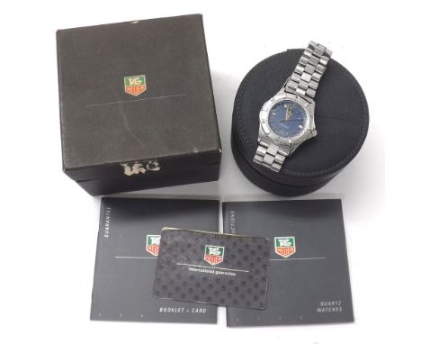 Tag Heuer 2000 Series stainless steel gentleman's bracelet watch, ref. WK1113, blue dial, Tag Heuer strap, quartz, 40mm (3JMA