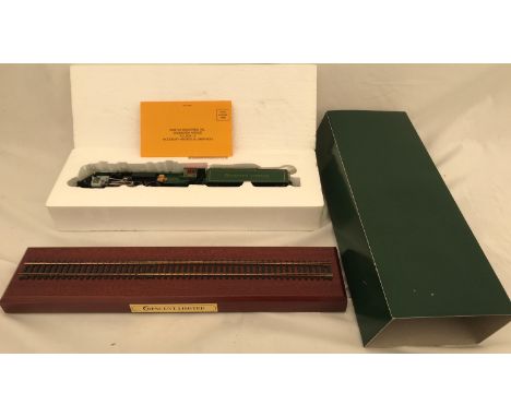 Franklin Mint Diecast model Train engine and tender with railed display stand, Sothern Crescent Limited, mantua Industries. B