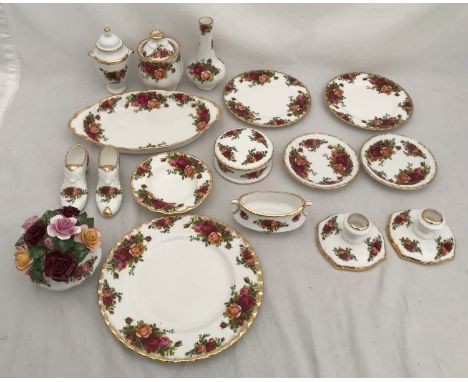 A mixed selection of Old Country Roses comprising 17 pieces : side plate 21cms, saucers 16cms, pin dishes, pair of candlestic