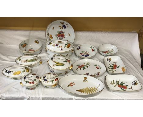 A selection of Royal Worcester Evesham dinnerware, 14 pieces, comprising of tureens, lidded dishes and bowls together with on