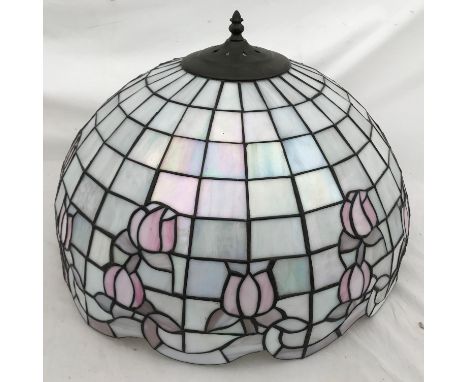 A large Tiffany style pink table lamp shade in a floral design. 52cms w x approx. 33cms h.Condition ReportVery good condition