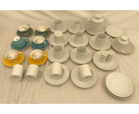 A Thomas Germany 28 part white china tea set to include: teapot, cream jug, sugar bowl, 10 cups 8cms h, 9 saucers 16cms w, 6 