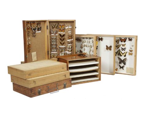 λ NINE FOLDING ENTYMOLOGY CASES20TH CENTURYcontaining a variety of specimens of moths and butterflies including: hawk moths, 