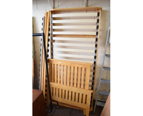 MODERN LIGHT WOOD SINGLE BED FRAME WITH SLATTED CENTRE
