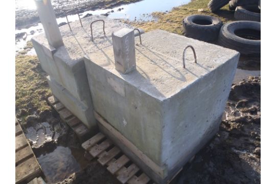 2 X Concrete Blocks 1 Ton with Lifting Eyes